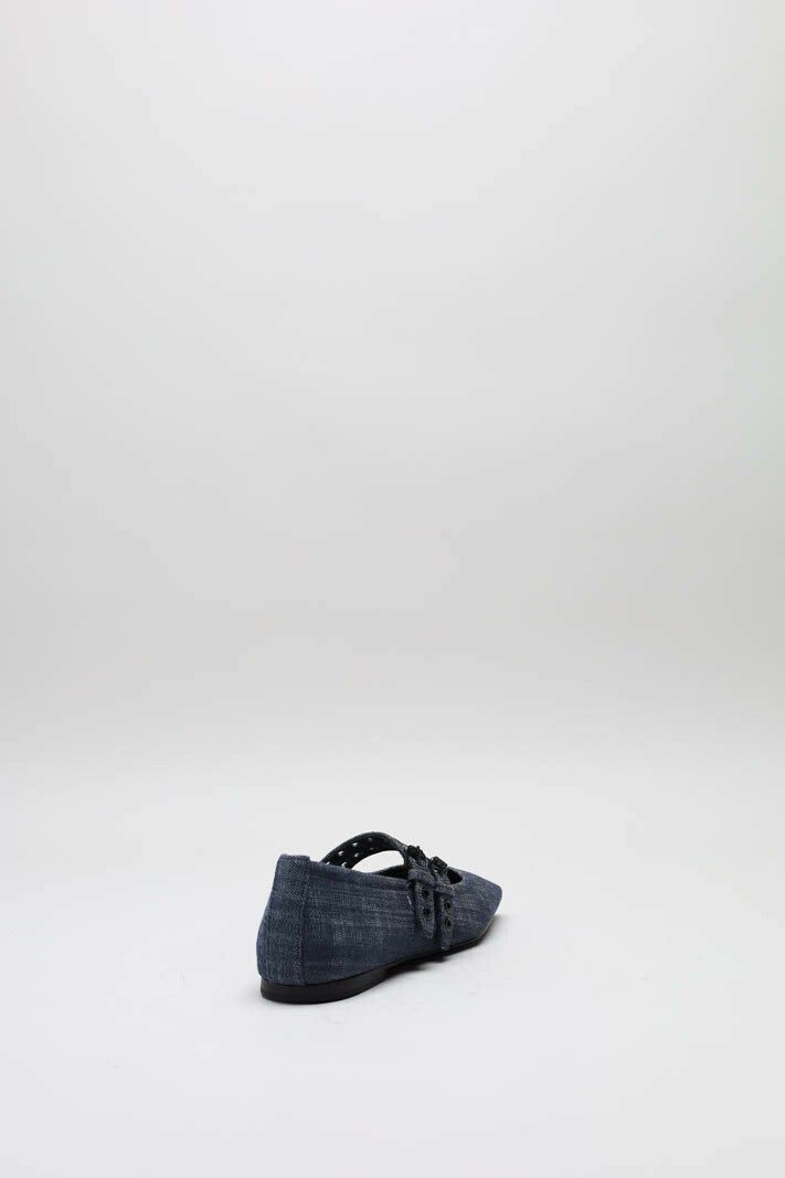 zoom in on Blauw Ballerina image Blauw Ballerina image