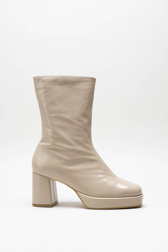 Beige Enkellaars hak