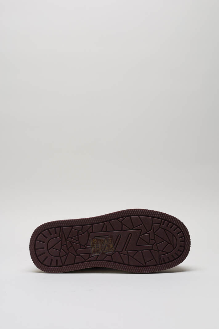 zoom in on Bordeaux Sneaker image Bordeaux Sneaker image