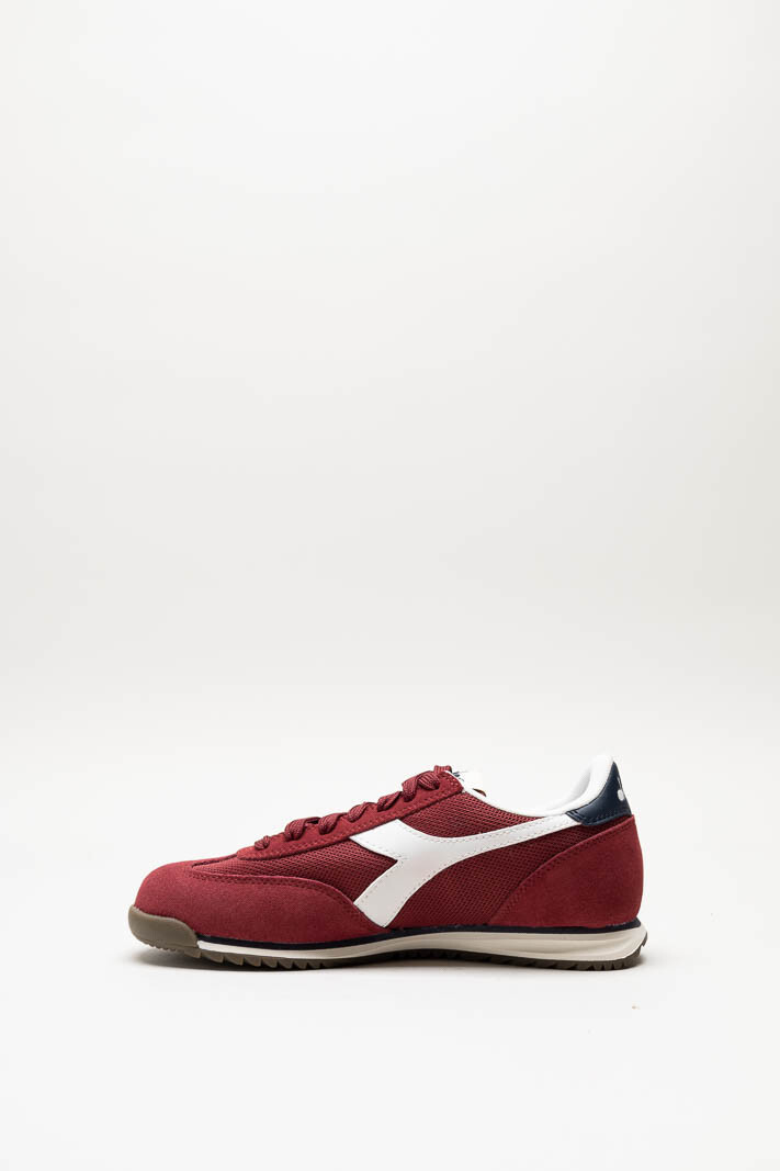 zoom in on Bordeaux Sneaker image Bordeaux Sneaker image