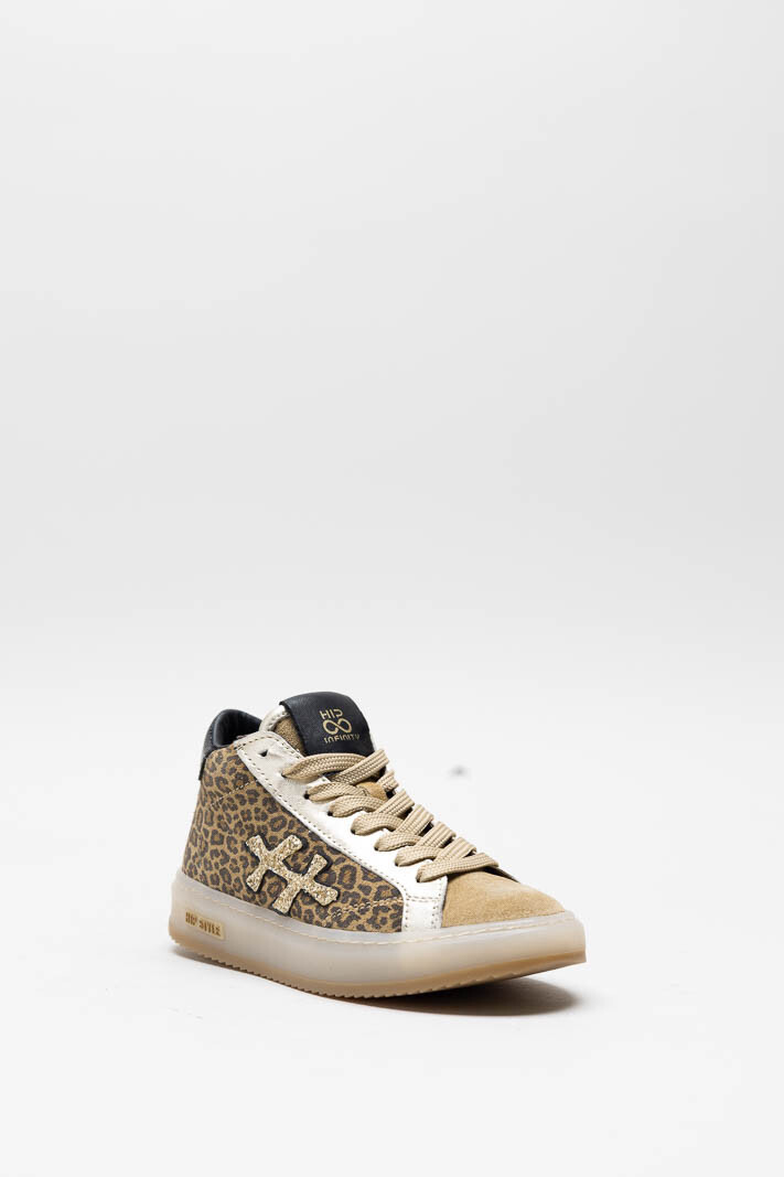 Beige Sneaker