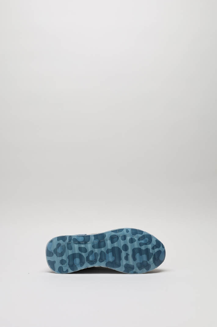 zoom in on Blauw Sneaker image Blauw Sneaker image