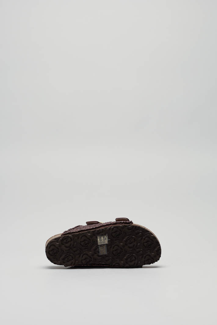 zoom in on Bruin Slipper image Bruin Slipper image