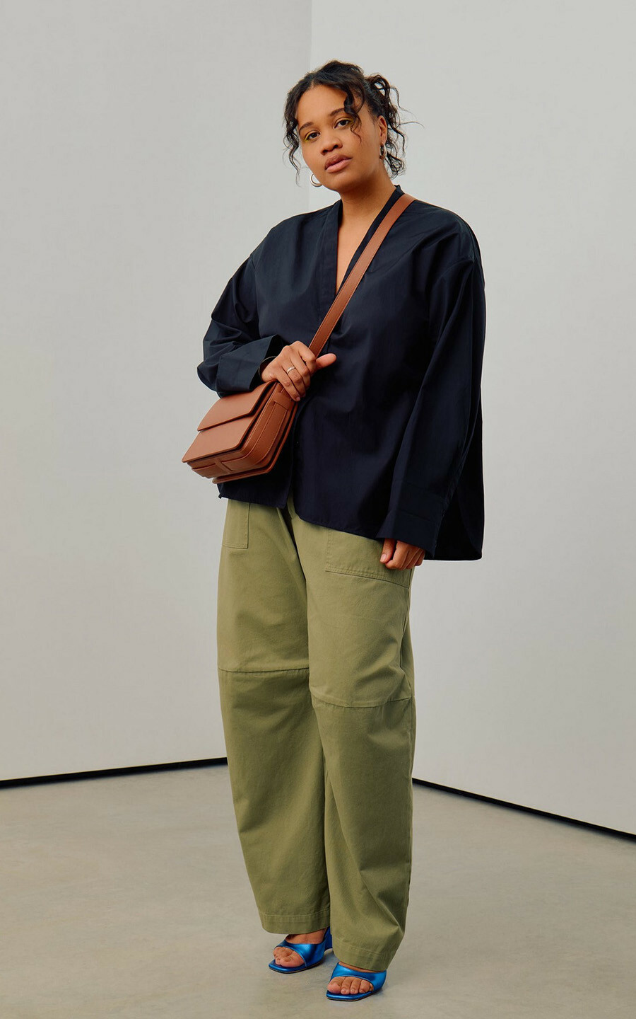 zoom in on Cognac Cross body image Cognac Cross body image