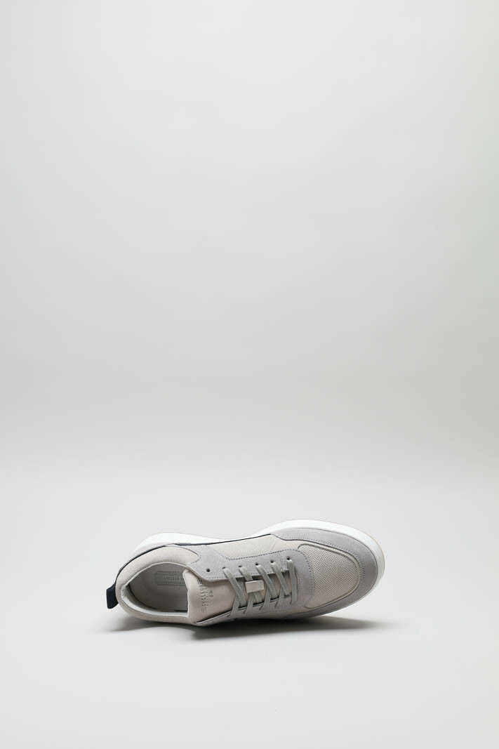 zoom in on Grijs Sneaker image Grijs Sneaker image