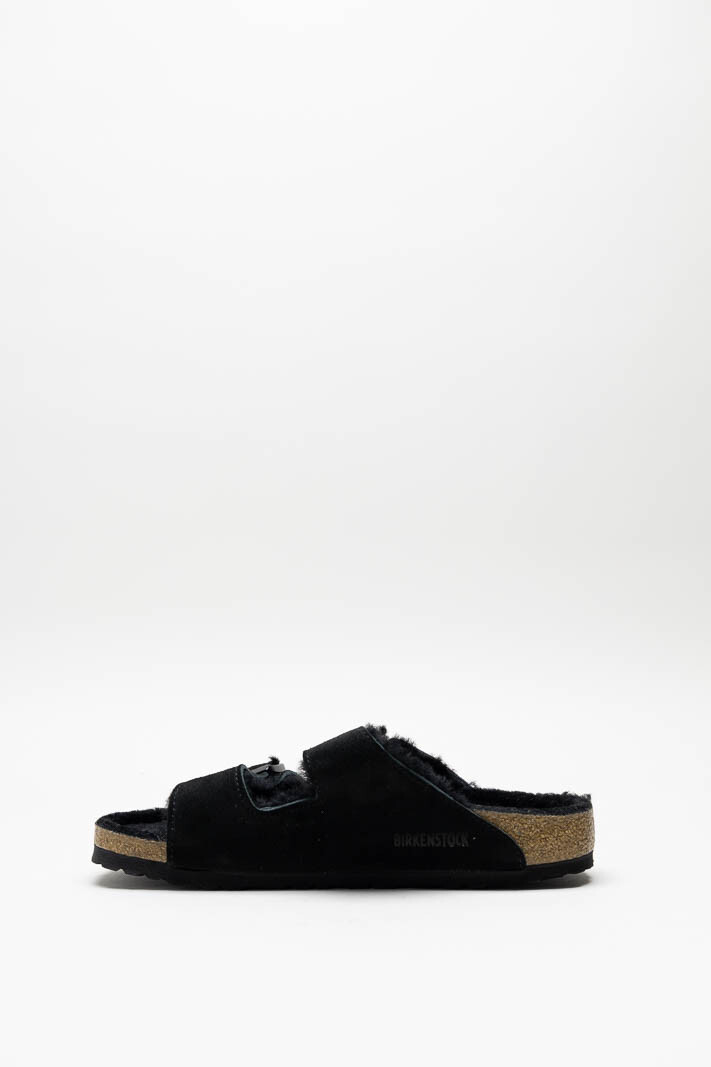 zoom in on Zwart Slipper image Zwart Slipper image