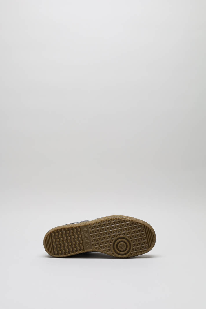 zoom in on Grijs Sneaker image Grijs Sneaker image