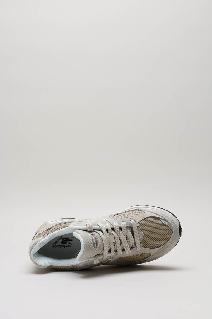 Beige Sneaker image