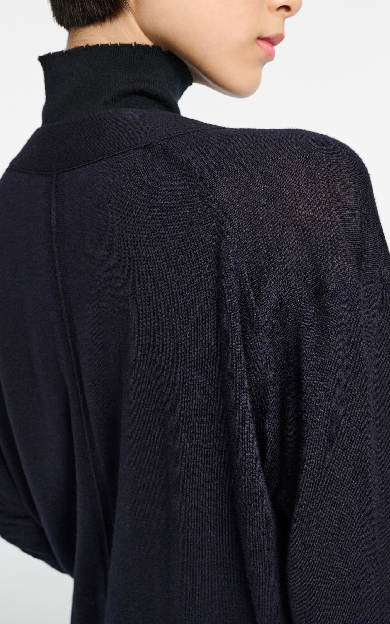 zoom in on Blauw Sweater/trui image Blauw Sweater/trui image