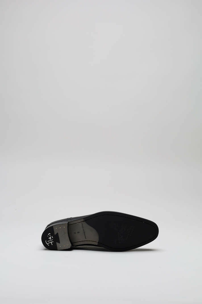 zoom in on Zwart Veterschoen image Zwart Veterschoen image