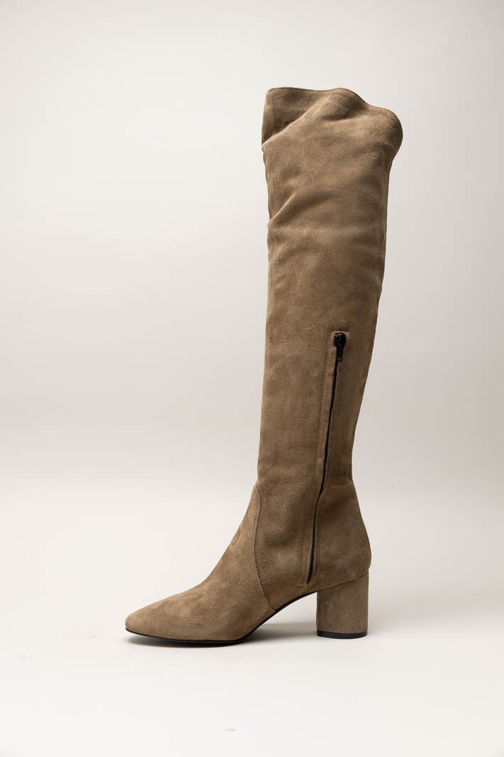 Beige Laars image