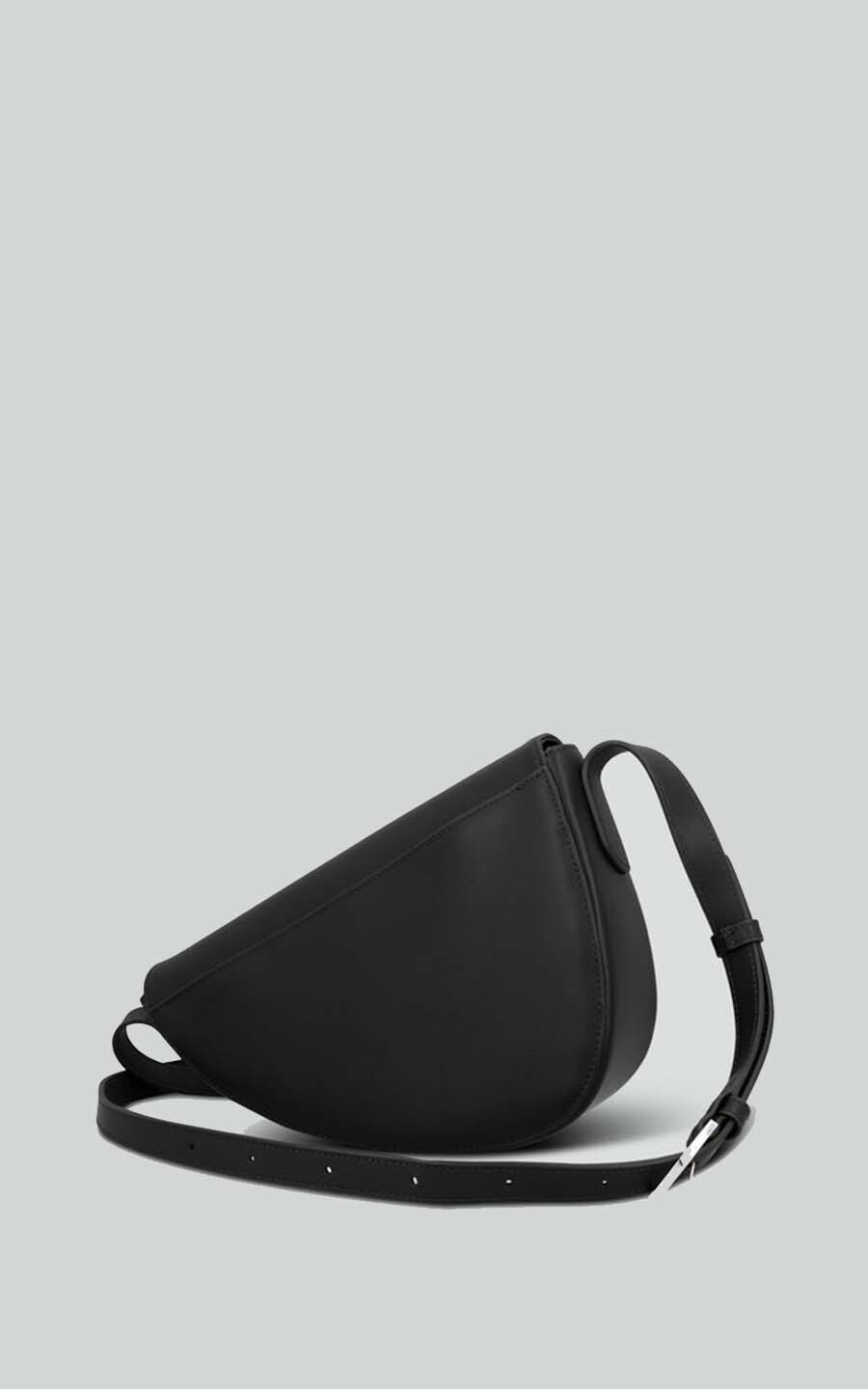zoom in on Zwart Cross body image Zwart Cross body image
