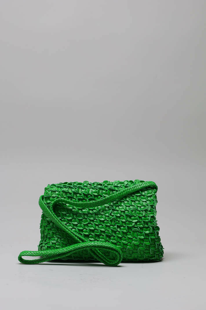 zoom in on Groen Cross body image Groen Cross body image