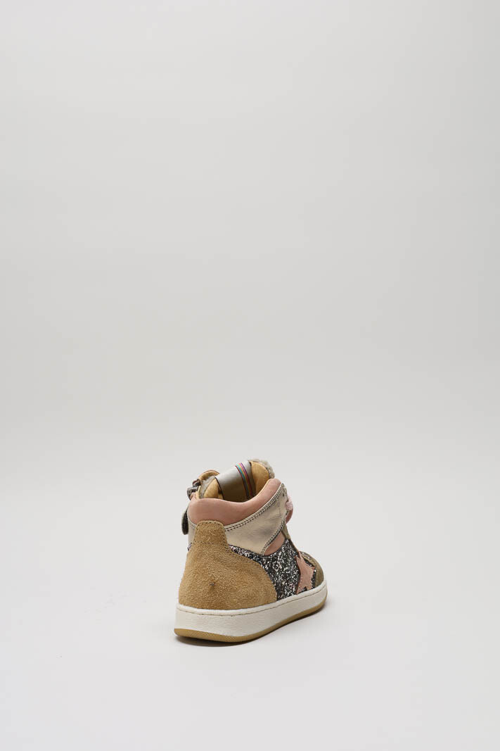 zoom in on Kaki Sneaker image Kaki Sneaker image