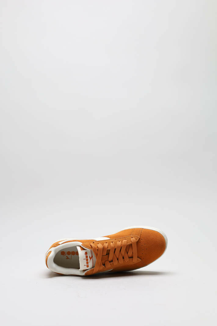 zoom in on Oranje Sneaker image Oranje Sneaker image