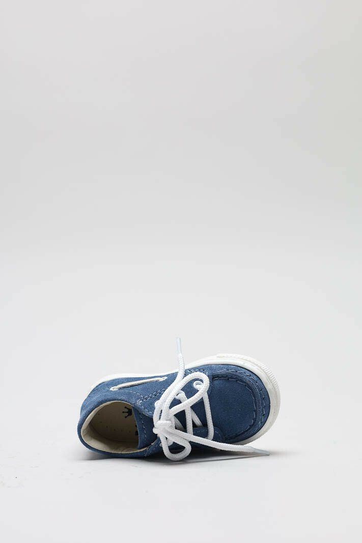 zoom in on Blauw Sneaker image Blauw Sneaker image