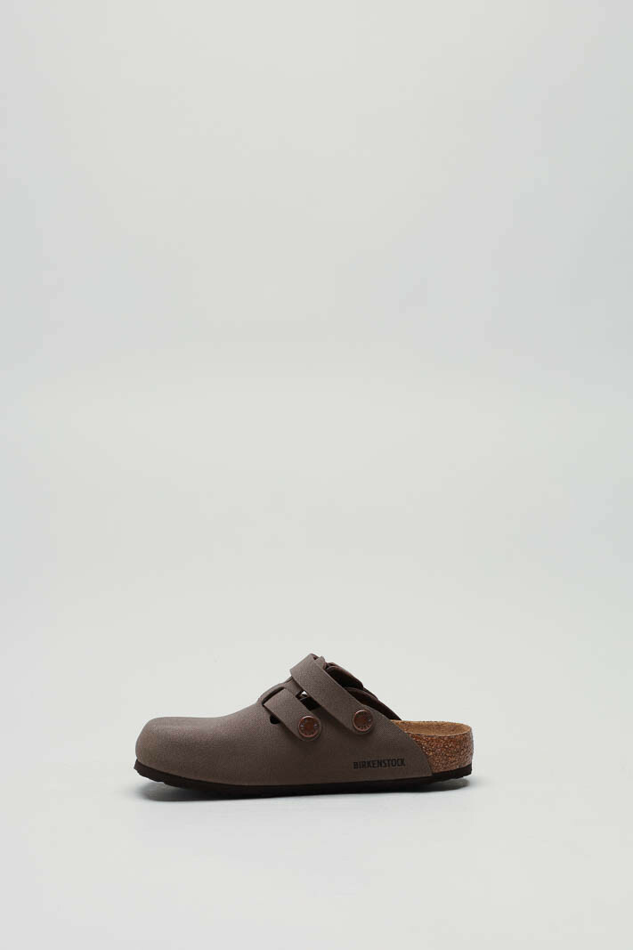 zoom in on Bruin Slipper image Bruin Slipper image