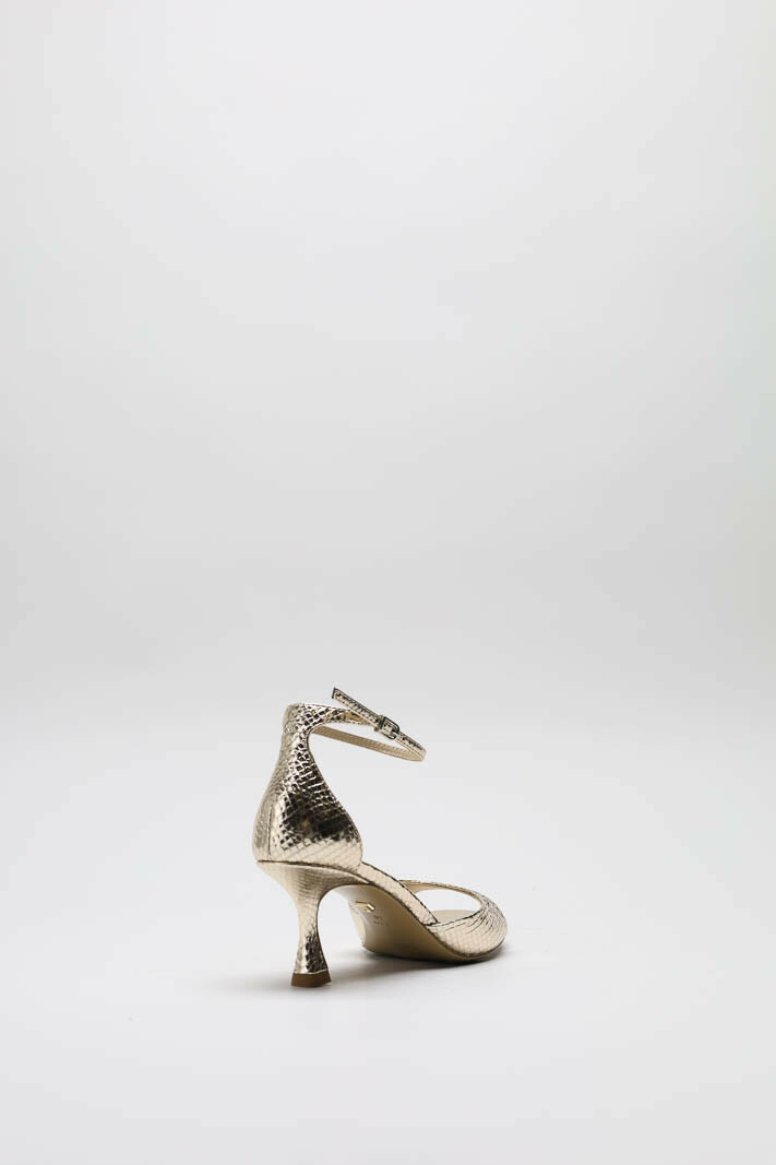 zoom in on Goud Sandaal hak image Goud Sandaal hak image