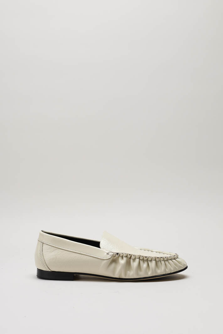 Ecru Mocassin