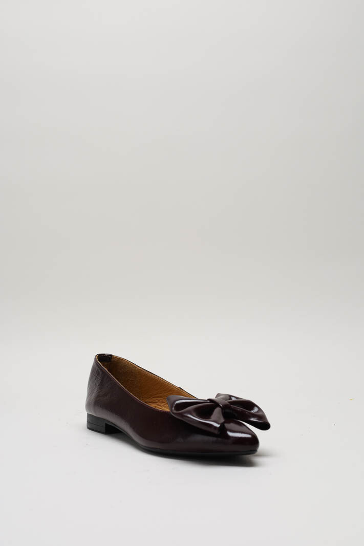 Bordeaux Ballerina