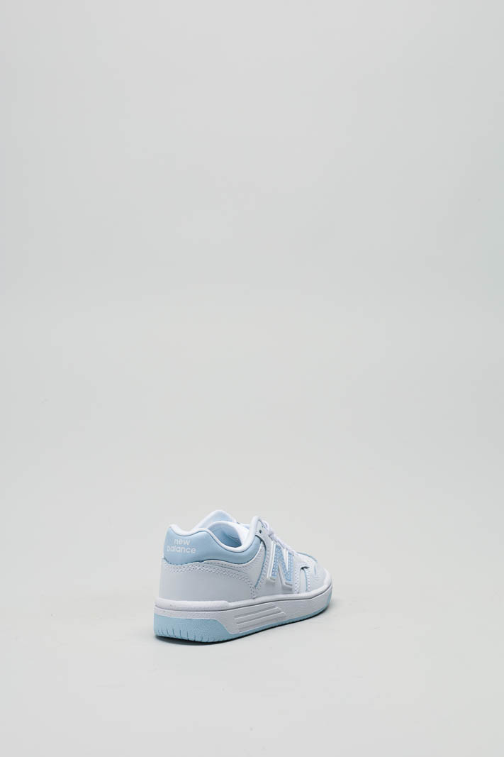 zoom in on Wit Sneaker image Wit Sneaker image