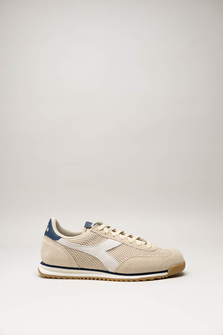 Beige Sneaker