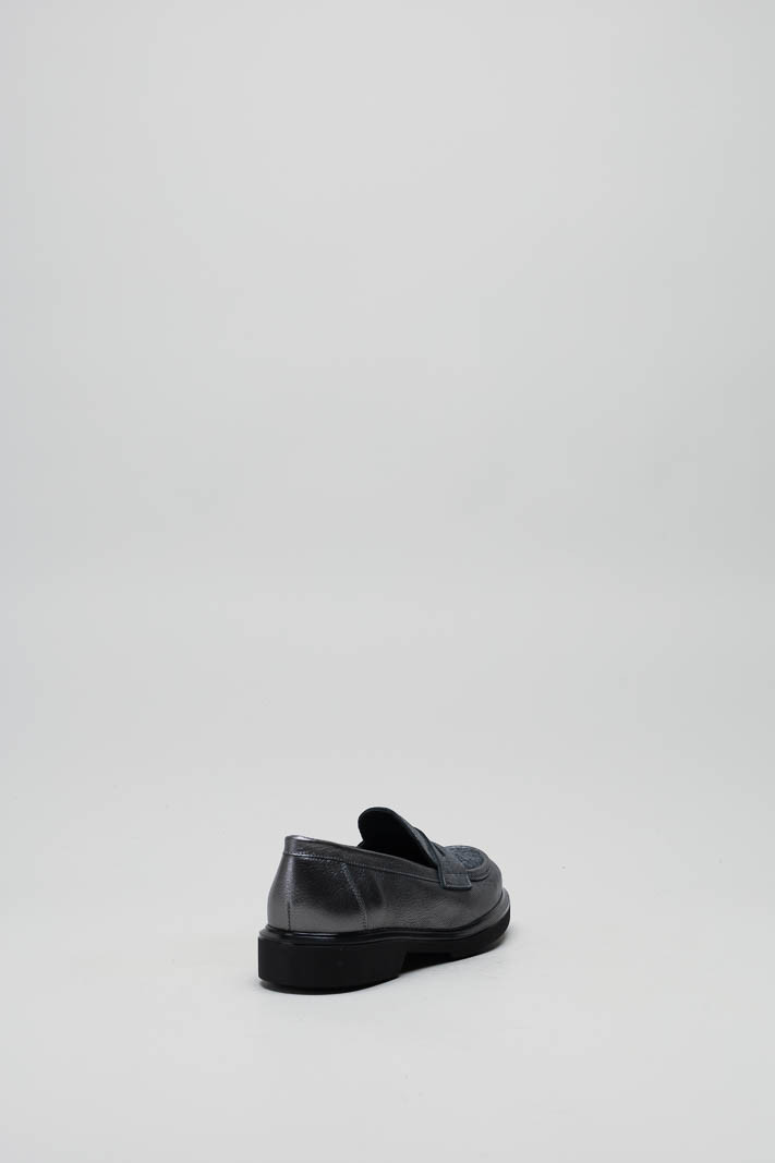 zoom in on Grijs Mocassin image Grijs Mocassin image