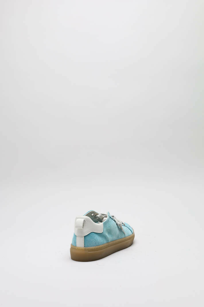 zoom in on Blauw Sneaker image Blauw Sneaker image
