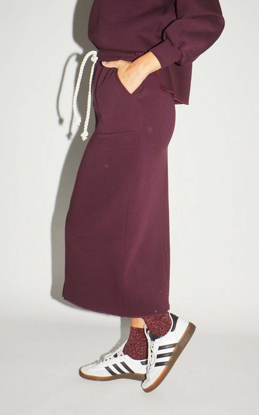 zoom in on Bordeaux Rok image Bordeaux Rok image