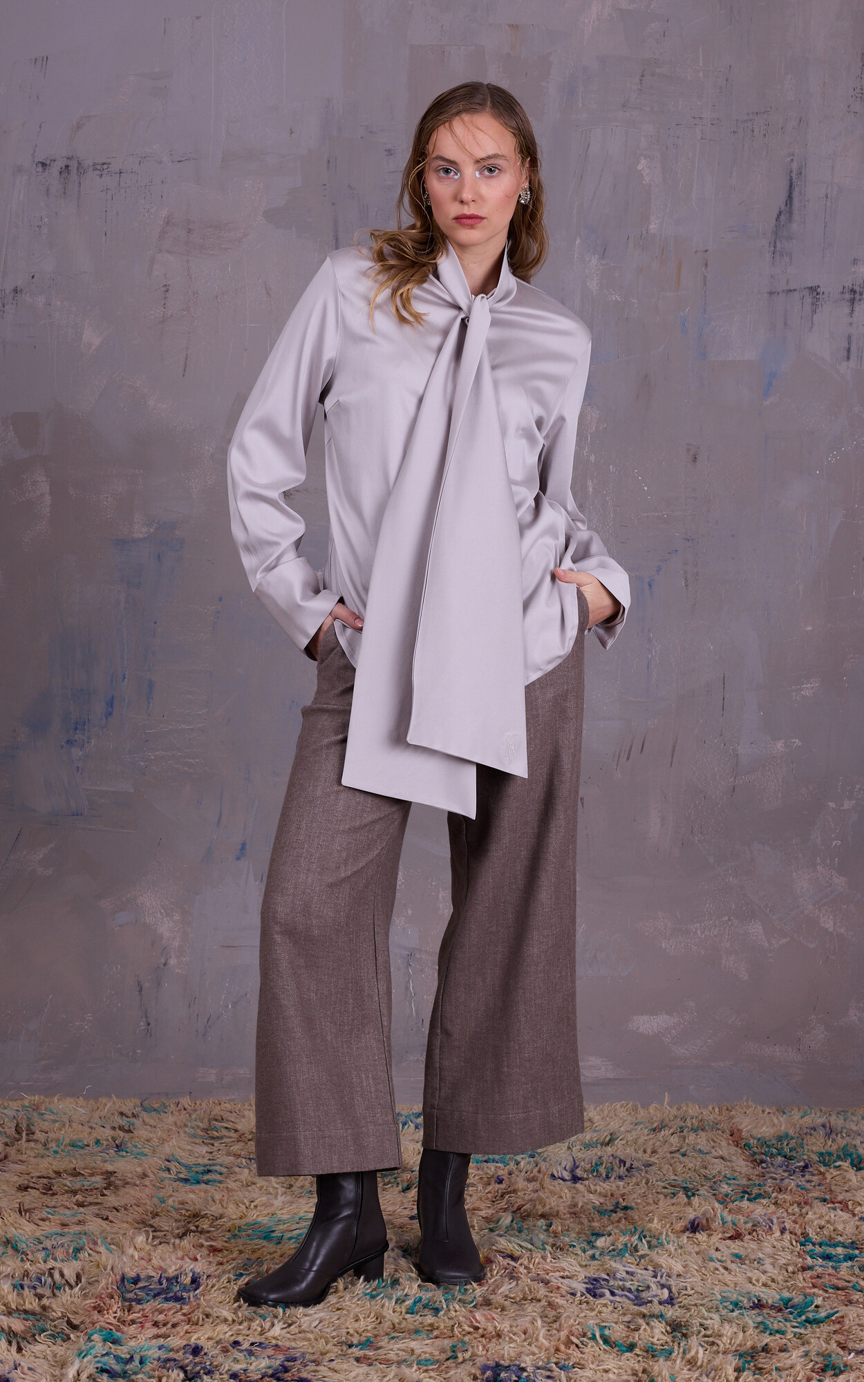Greige Broek image