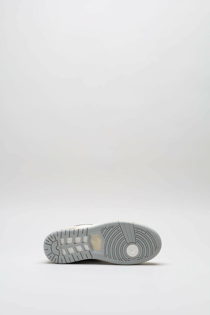 zoom in on Lichtgrijs Sneaker image Lichtgrijs Sneaker image