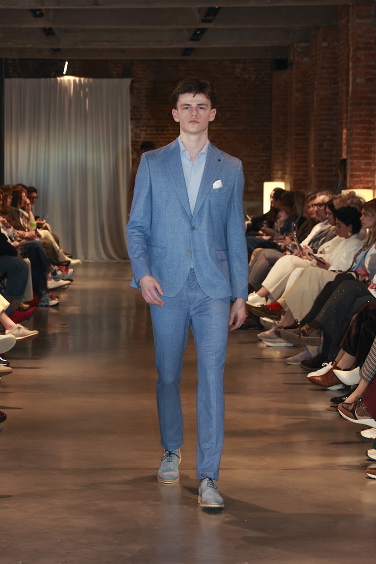 Runway show SS26 0.71