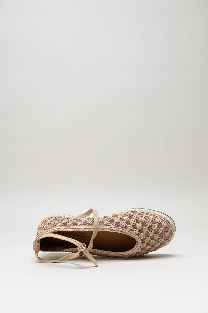 Oudroze Ballerina image