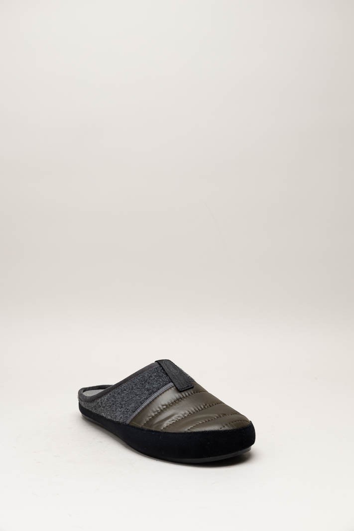 Kaki Pantoffel