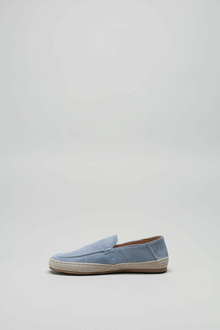 zoom in on Lichtblauw Mocassin image Lichtblauw Mocassin image