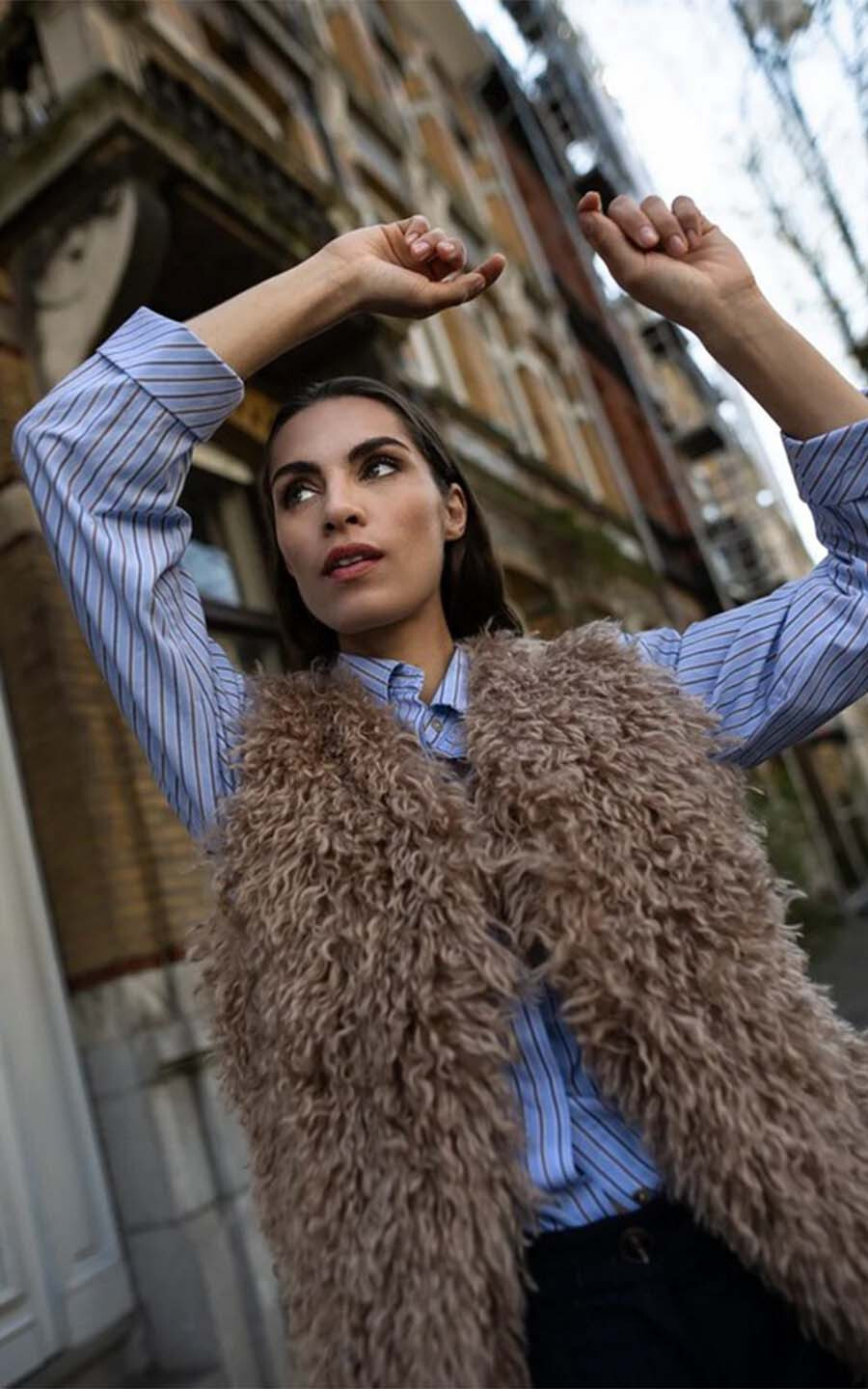 Donkerbeige Jas image