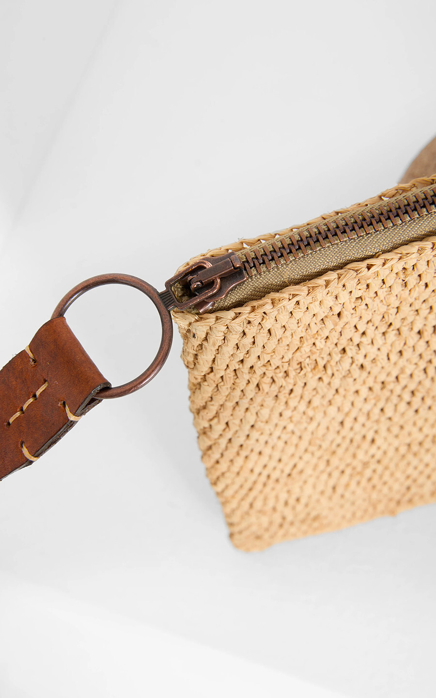 zoom in on Lichtbeige Clutch image Lichtbeige Clutch image
