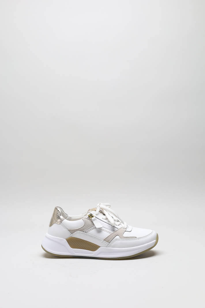 zoom in on Wit Sneaker image Wit Sneaker image