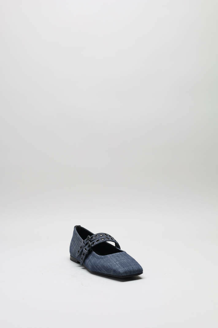 zoom in on Blauw Ballerina image Blauw Ballerina image