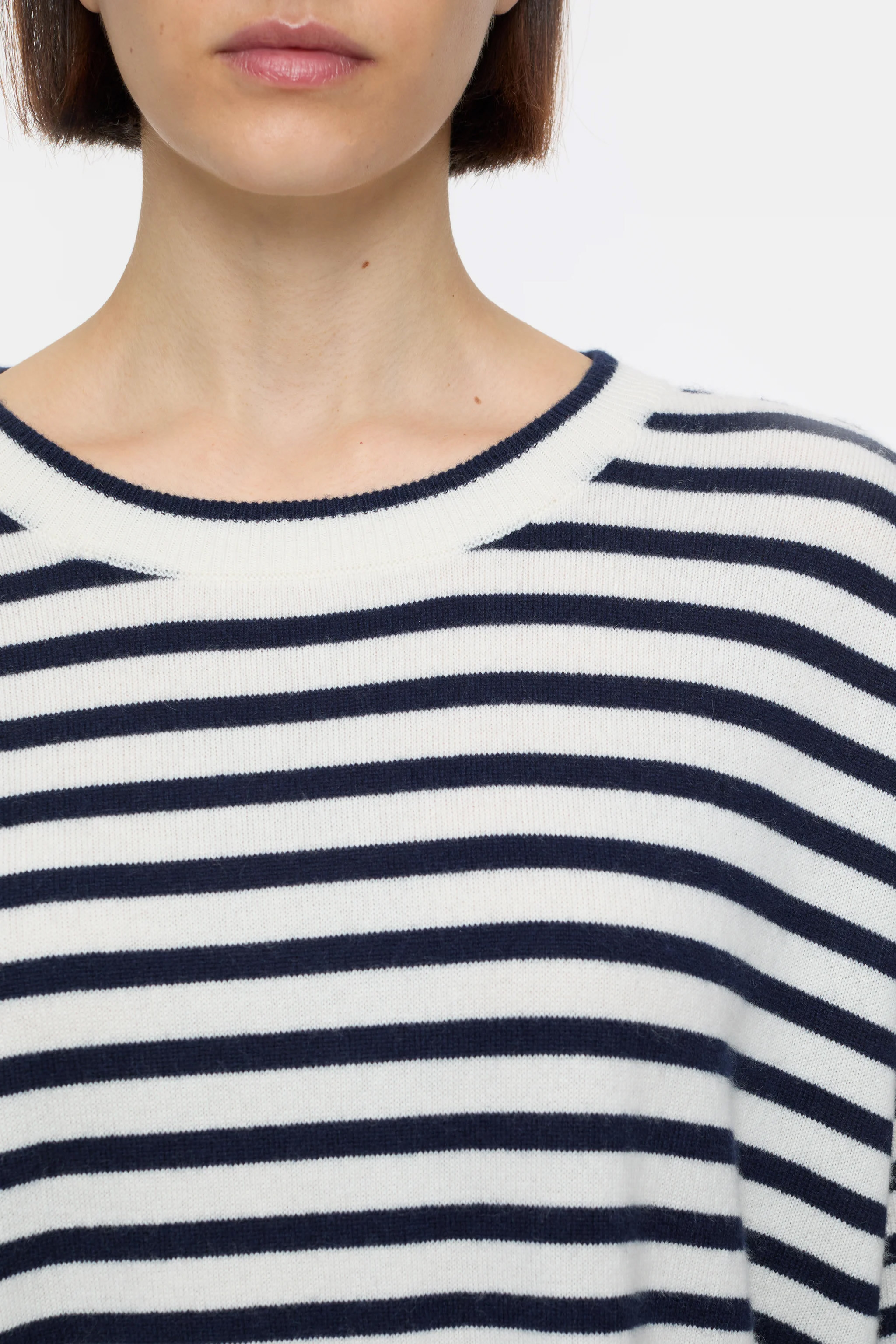 zoom in on Blauw Sweater/trui image Blauw Sweater/trui image
