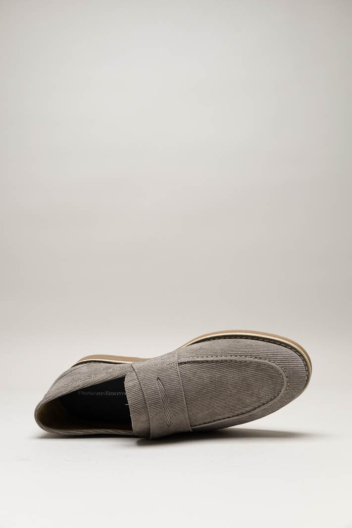 Taupe Mocassin image