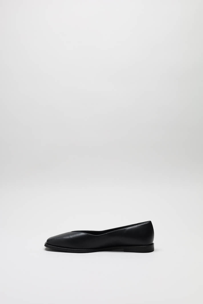 zoom in on Zwart Ballerina image Zwart Ballerina image