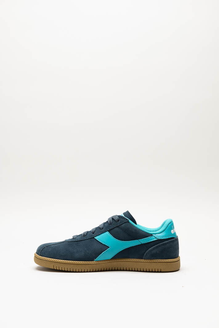 zoom in on Blauw Sneaker image Blauw Sneaker image