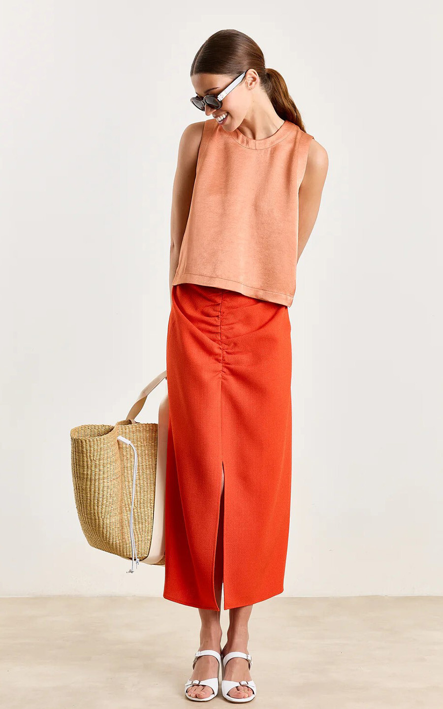 zoom in on Oranje Rok image Oranje Rok image