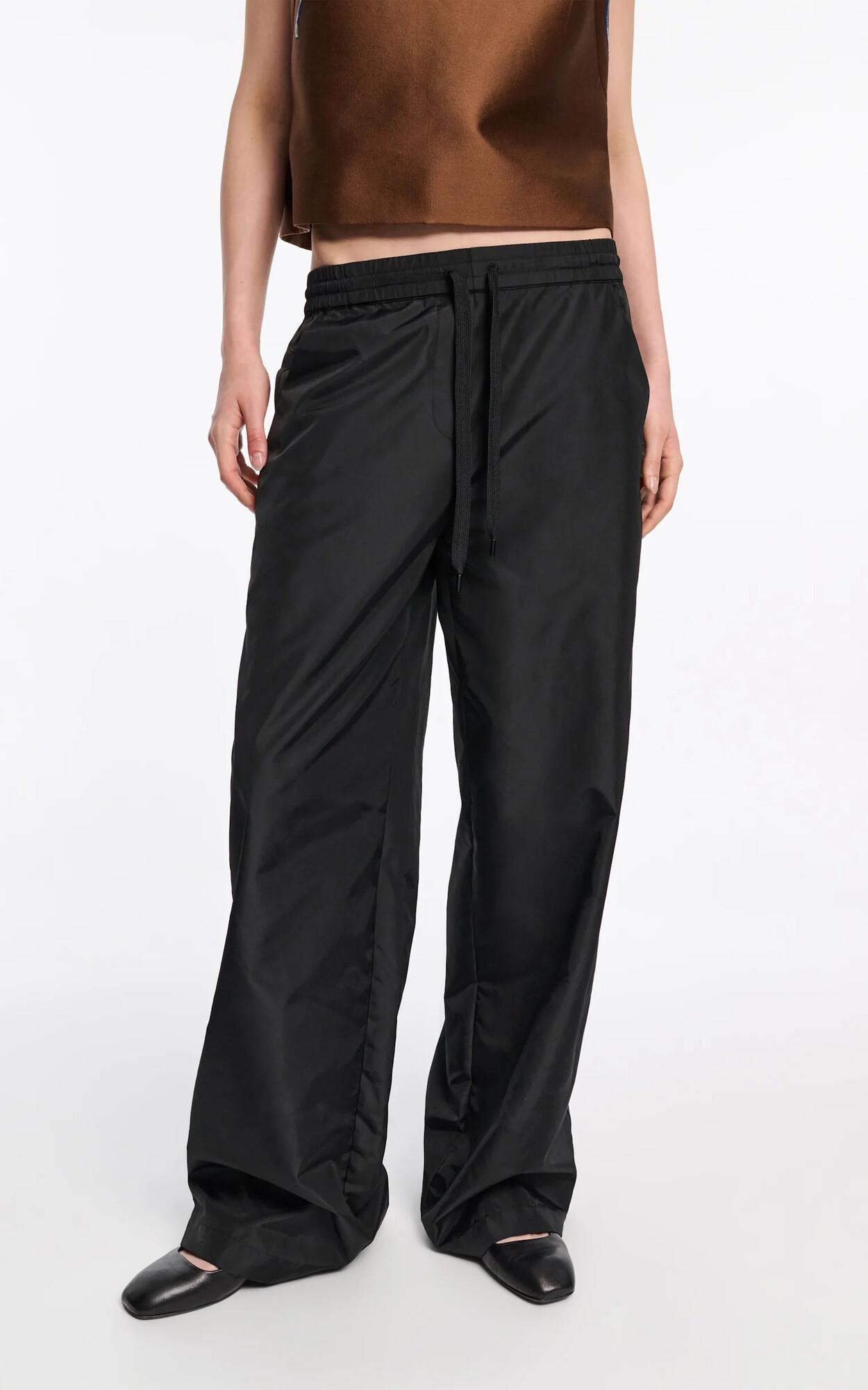 zoom in on Zwart Broek image Zwart Broek image