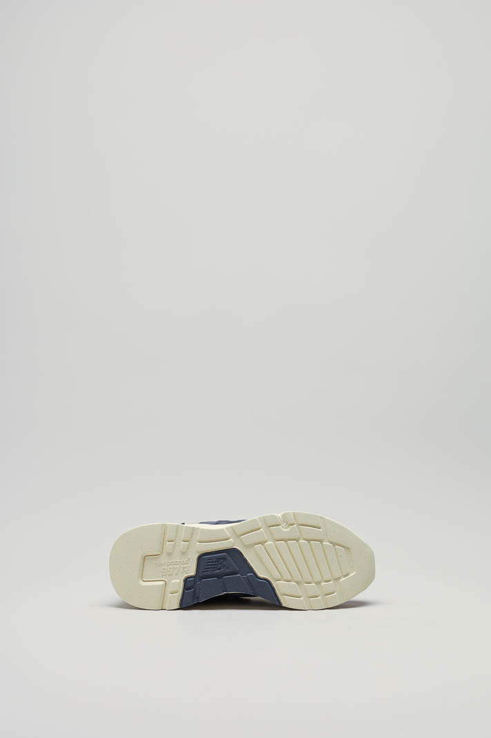 zoom in on Blauw Sneaker image Blauw Sneaker image
