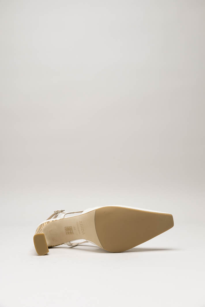 Gebroken wit Pump image