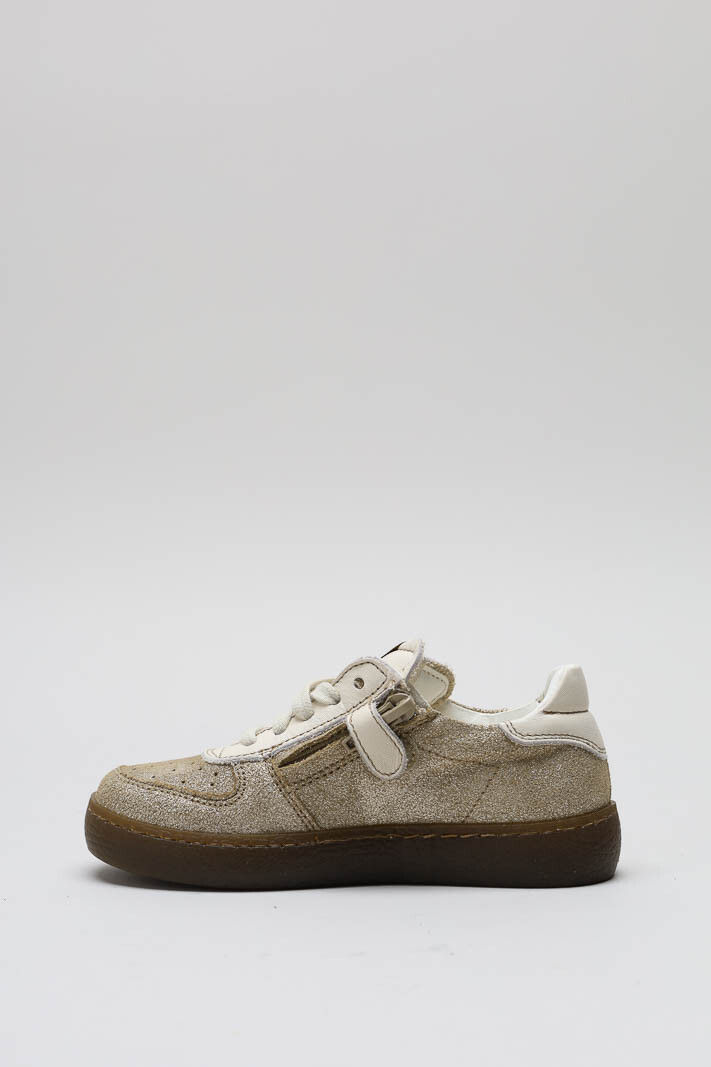 zoom in on Goud Sneaker image Goud Sneaker image