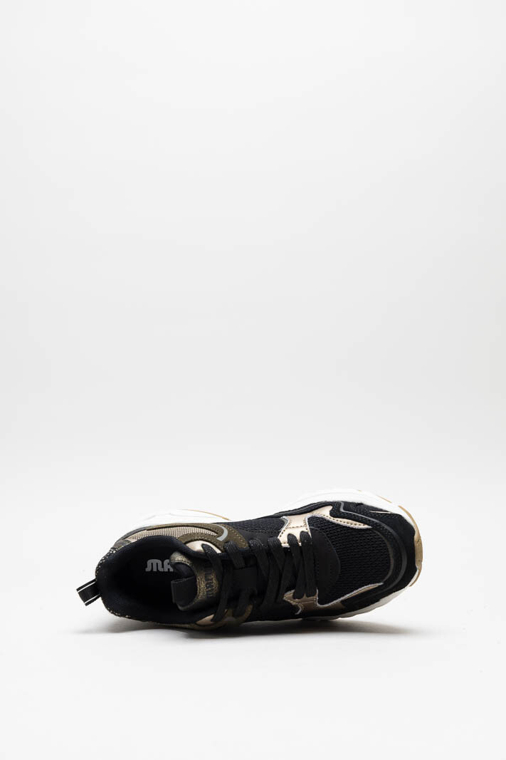 zoom in on Zwart Sneaker image Zwart Sneaker image
