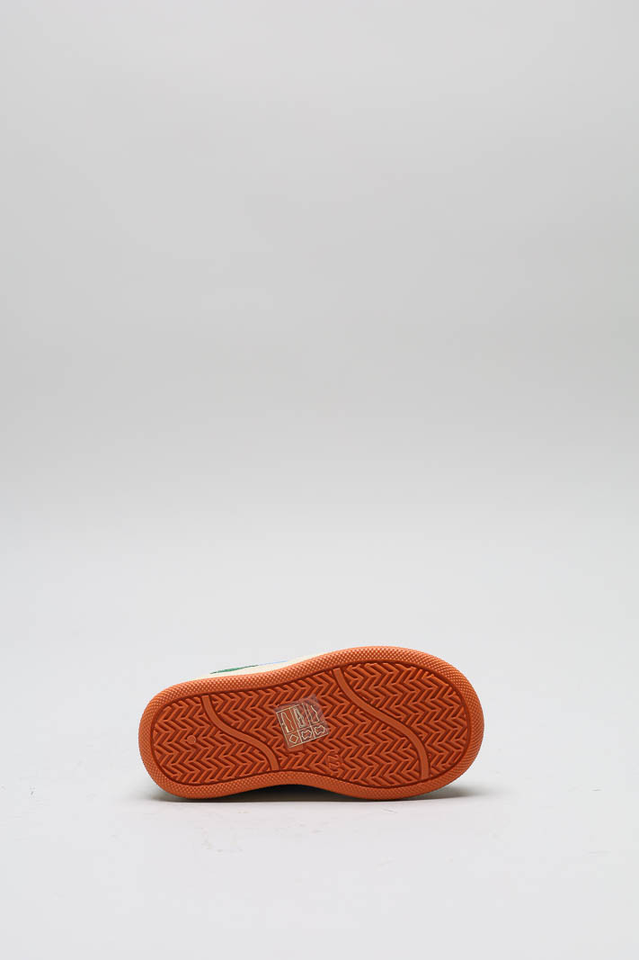 zoom in on Groen Sneaker image Groen Sneaker image
